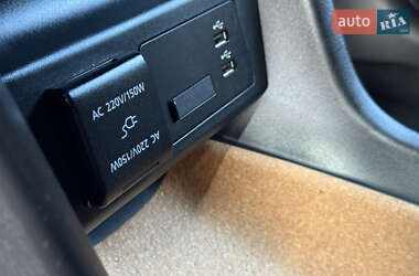 Внедорожник / Кроссовер Mazda MX-30 2023 в 
