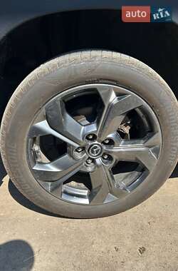 Внедорожник / Кроссовер Mazda MX-30 2020 в 
