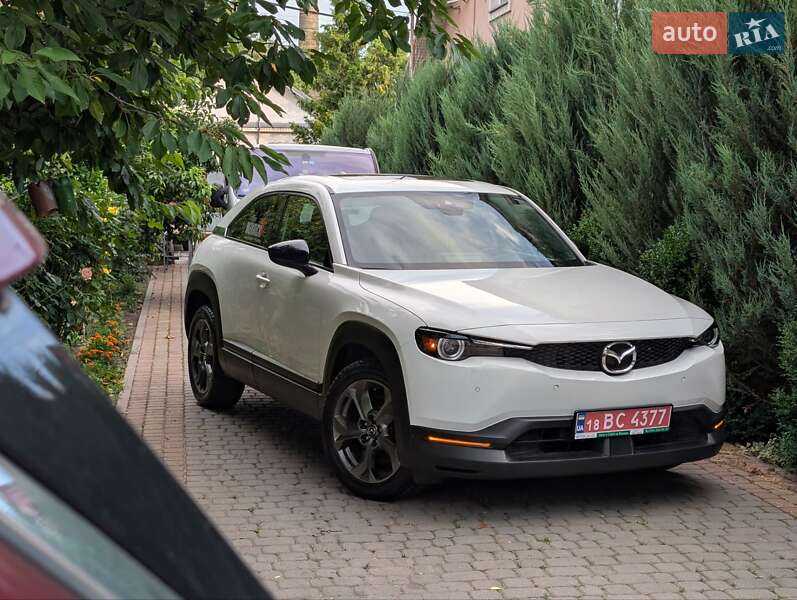 Mazda MX-30 2022