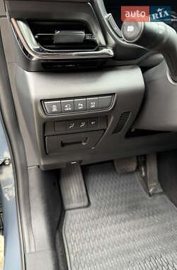 Внедорожник / Кроссовер Mazda MX-30 2020 в 