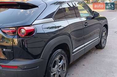Внедорожник / Кроссовер Mazda MX-30 2020 в 