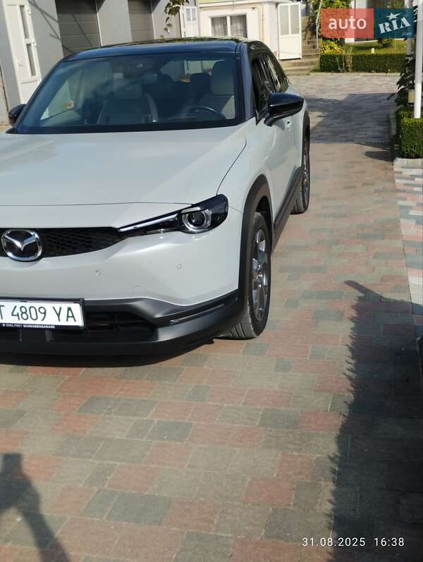 Внедорожник / Кроссовер Mazda MX-30 2020 в Делятине фото 18 Внедорожник / Кроссовер Mazda MX-30 2020 в Делятине