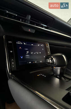 Внедорожник / Кроссовер Mazda MX-30 2020 в 