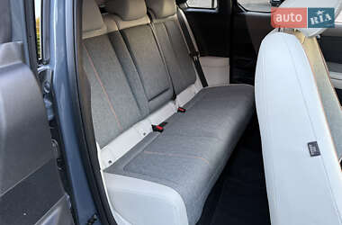 Внедорожник / Кроссовер Mazda MX-30 2022 в 