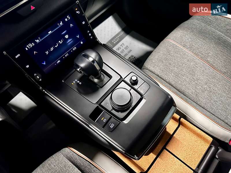 Внедорожник / Кроссовер Mazda MX-30 2020 в Львове