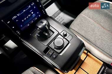Позашляховик / Кросовер Mazda MX-30 2020 в 