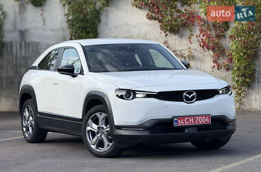 Внедорожник / Кроссовер Mazda MX-30 2021 в 