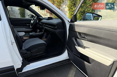 Внедорожник / Кроссовер Mazda MX-30 2021 в 