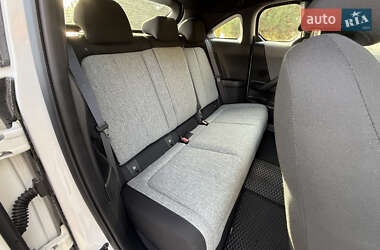 Внедорожник / Кроссовер Mazda MX-30 2021 в 