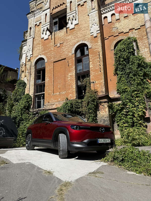 Позашляховик / Кросовер Mazda MX-30 2021 в Києві