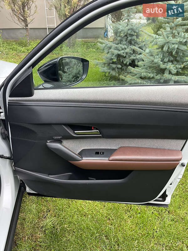 Позашляховик / Кросовер Mazda MX-30 2020 в Києві