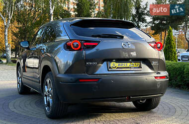 Позашляховик / Кросовер Mazda MX-30 2020 в 