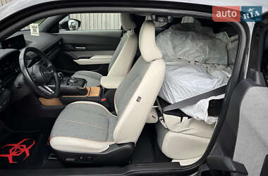 Внедорожник / Кроссовер Mazda MX-30 2020 в Тернополе