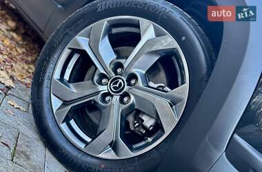 Внедорожник / Кроссовер Mazda MX-30 2021 в 
