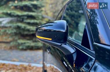 Внедорожник / Кроссовер Mazda MX-30 2021 в 