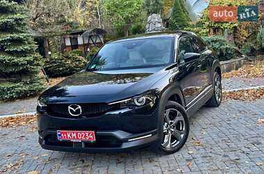 Внедорожник / Кроссовер Mazda MX-30 2021 в 