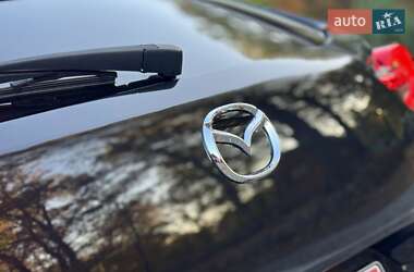 Внедорожник / Кроссовер Mazda MX-30 2021 в 
