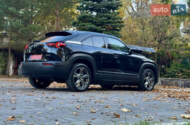Внедорожник / Кроссовер Mazda MX-30 2021 в 