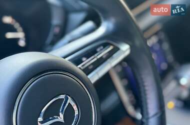 Внедорожник / Кроссовер Mazda MX-30 2021 в 
