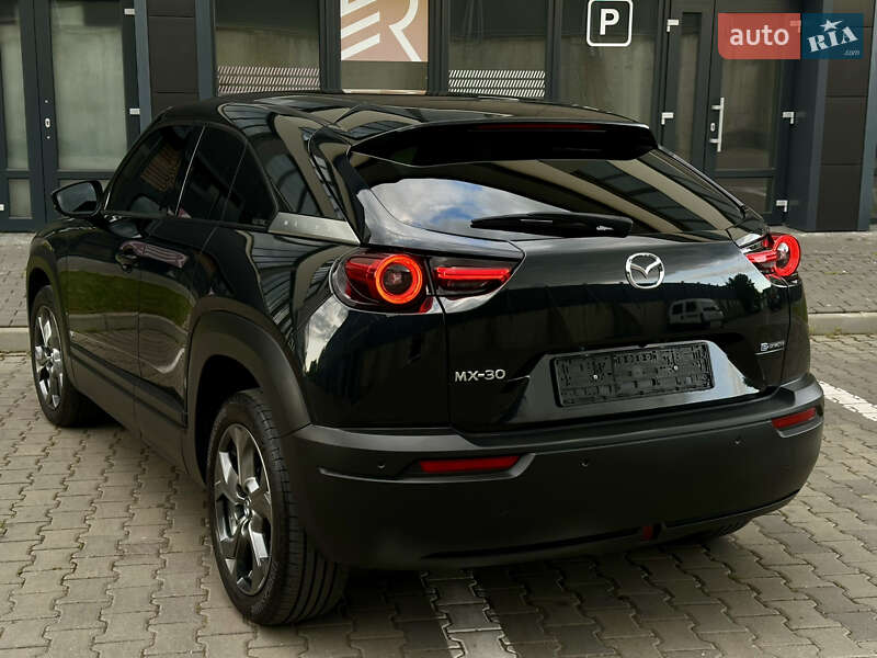 Позашляховик / Кросовер Mazda MX-30 2021 в Івано-Франківську
