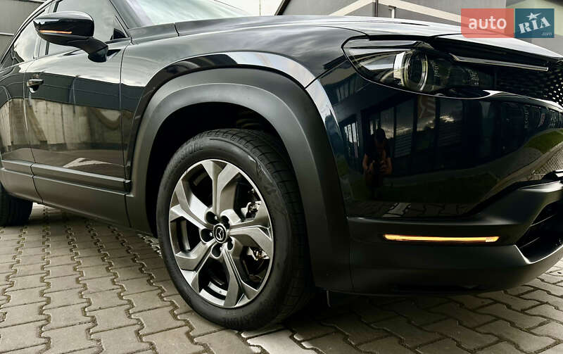 Позашляховик / Кросовер Mazda MX-30 2021 в Івано-Франківську