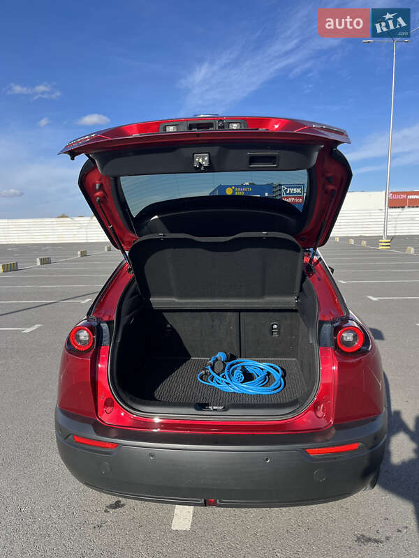 Позашляховик / Кросовер Mazda MX-30 2020 в Львові