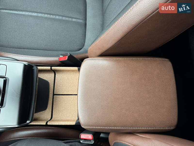 Внедорожник / Кроссовер Mazda MX-30 2021 в Луцке