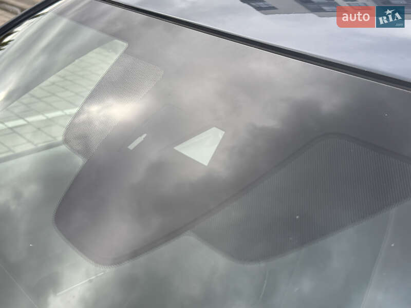 Внедорожник / Кроссовер Mazda MX-30 2021 в Луцке