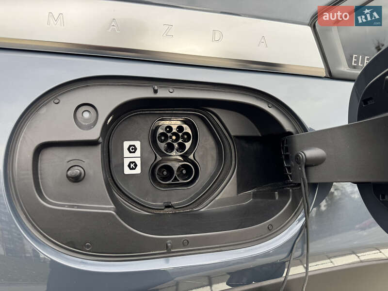 Внедорожник / Кроссовер Mazda MX-30 2021 в Луцке