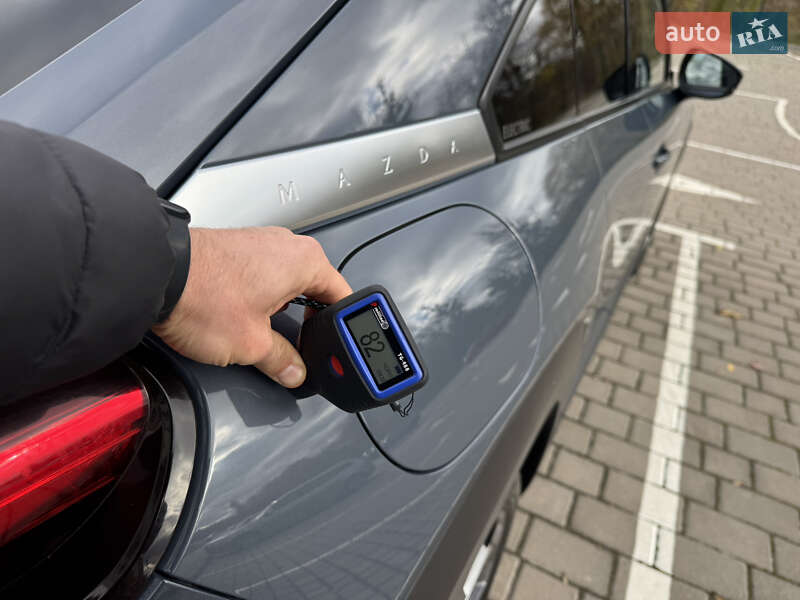 Внедорожник / Кроссовер Mazda MX-30 2021 в Луцке