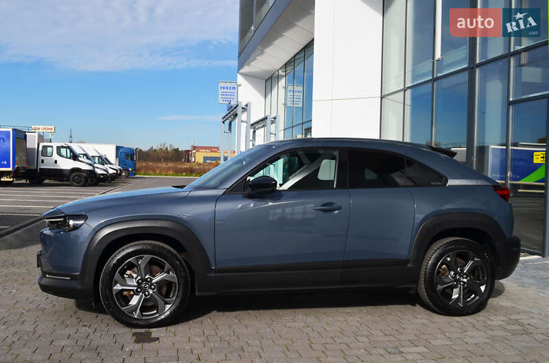 Позашляховик / Кросовер Mazda MX-30 2020 в Львові