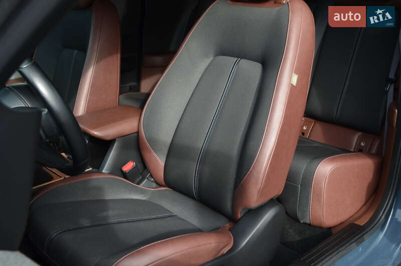 Позашляховик / Кросовер Mazda MX-30 2020 в Львові