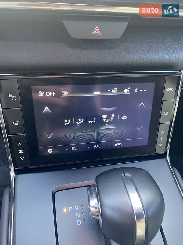 Внедорожник / Кроссовер Mazda MX-30 2021 в Киеве