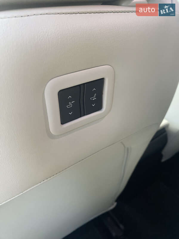 Внедорожник / Кроссовер Mazda MX-30 2021 в Киеве