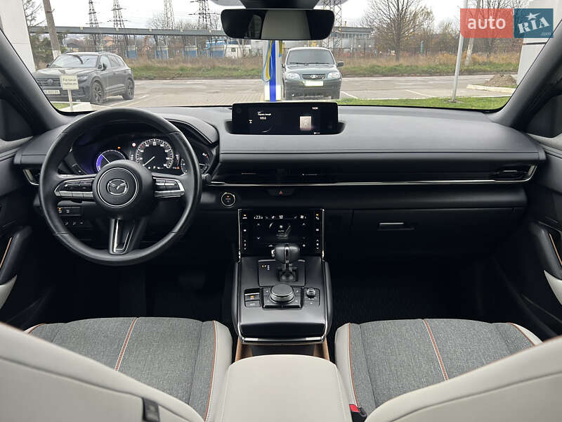 Внедорожник / Кроссовер Mazda MX-30 2020 в Черновцах