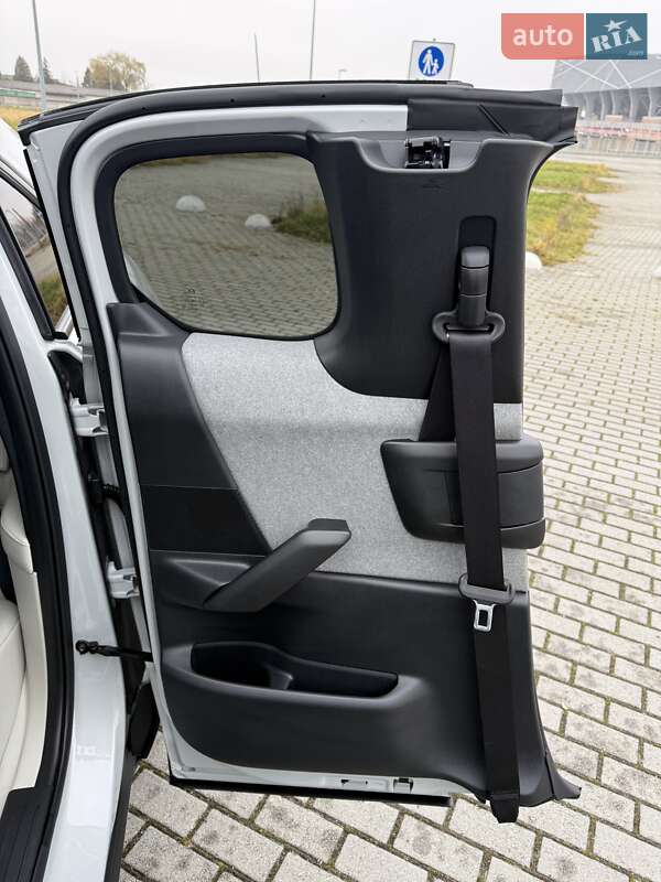 Внедорожник / Кроссовер Mazda MX-30 2021 в Львове