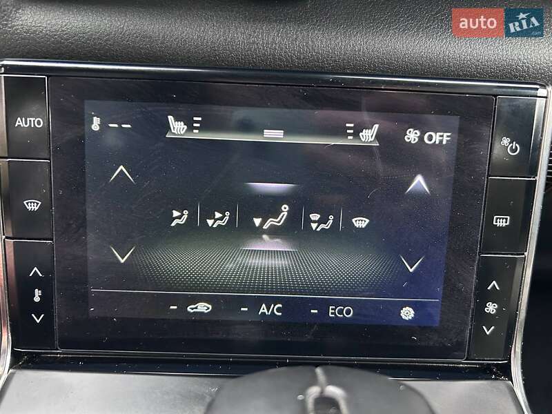 Позашляховик / Кросовер Mazda MX-30 2020 в Тлумачі