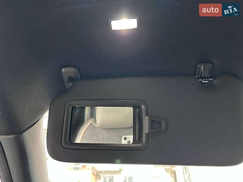 Позашляховик / Кросовер Mazda MX-30 2020 в Тлумачі