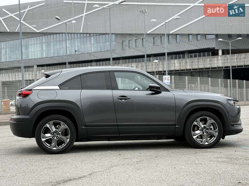 Внедорожник / Кроссовер Mazda MX-30 2021 в Львове