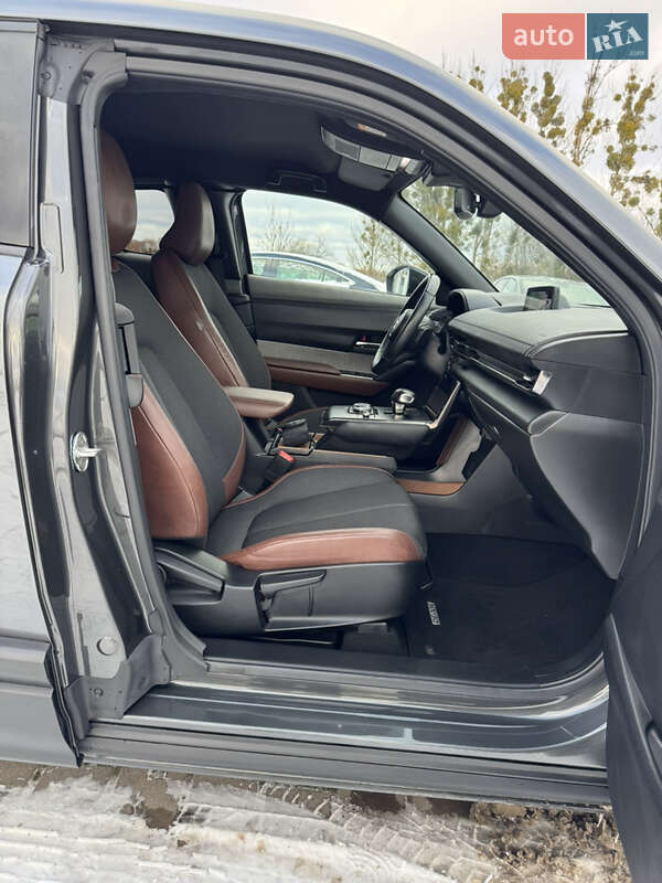 Позашляховик / Кросовер Mazda MX-30 2020 в Луцьку