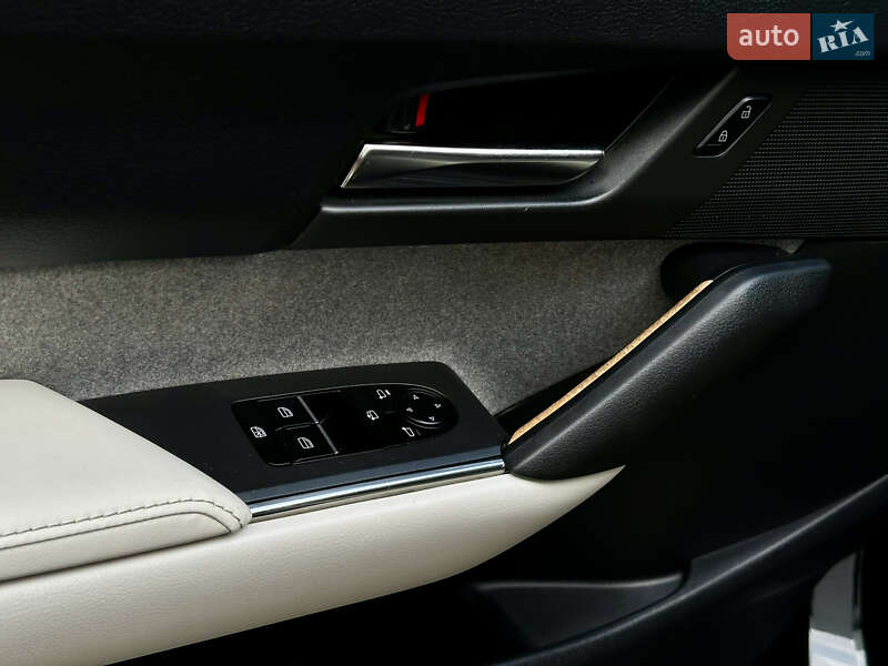 Внедорожник / Кроссовер Mazda MX-30 2021 в Ивано-Франковске