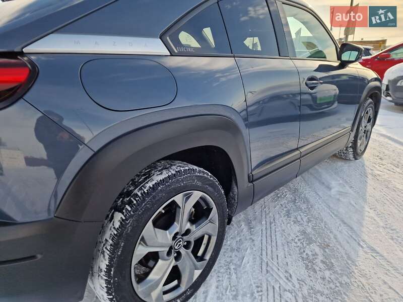 Внедорожник / Кроссовер Mazda MX-30 2020 в Виннице