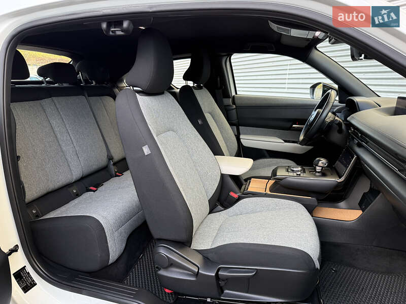 Внедорожник / Кроссовер Mazda MX-30 2020 в Ровно фото 30 Внедорожник / Кроссовер Mazda MX-30 2020 в Ровно