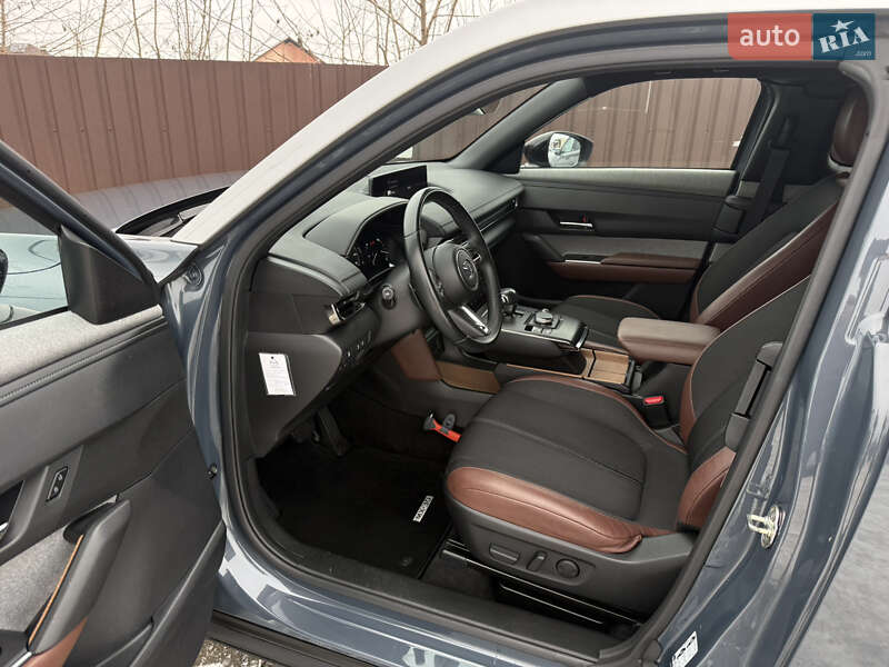 Внедорожник / Кроссовер Mazda MX-30 2020 в Виннице