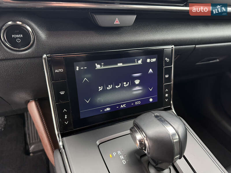 Внедорожник / Кроссовер Mazda MX-30 2020 в Виннице