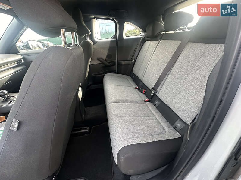 Внедорожник / Кроссовер Mazda MX-30 2022 в Киеве