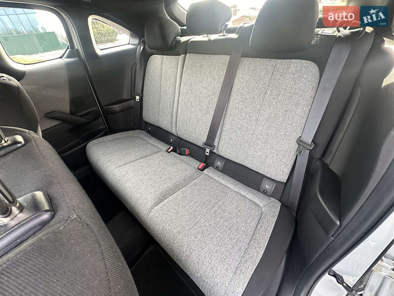 Внедорожник / Кроссовер Mazda MX-30 2022 в Киеве