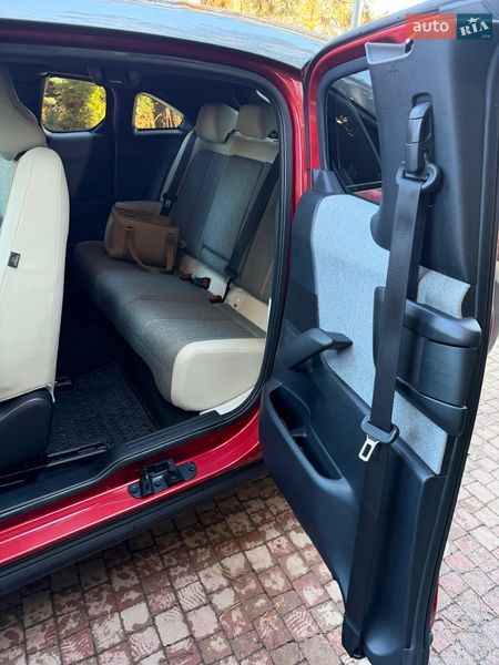 Внедорожник / Кроссовер Mazda MX-30 2021 в Киеве