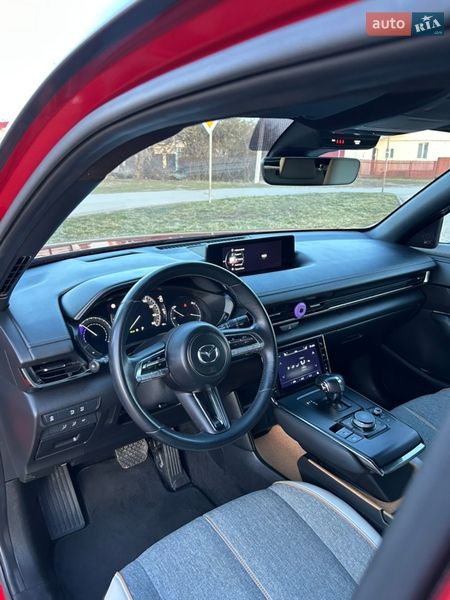 Внедорожник / Кроссовер Mazda MX-30 2020 в Ивано-Франковске