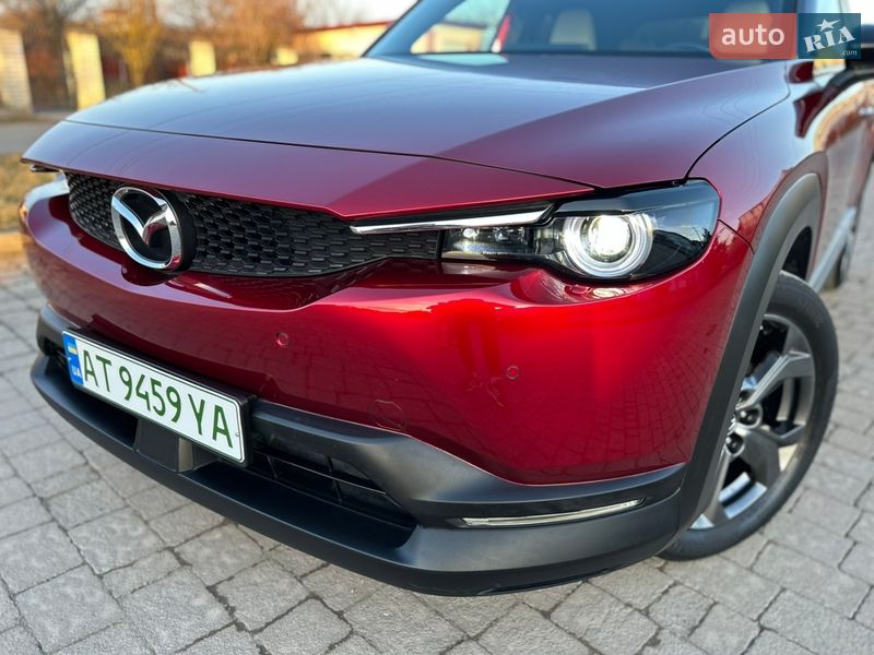Внедорожник / Кроссовер Mazda MX-30 2020 в Ивано-Франковске